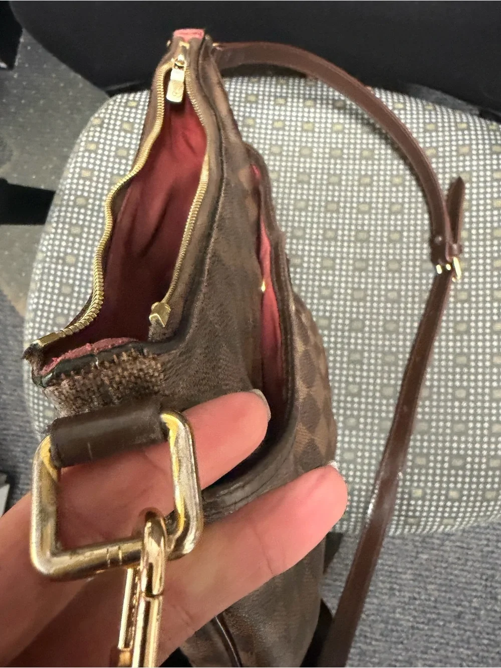 Authentic Louis Vuitton Damier Ebene Crossbody Bag in Brown
